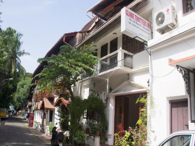 Globe Trotters Inn Kochi Exterior photo